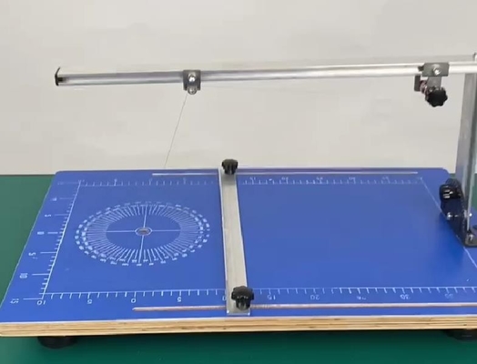 小さい泡モデル ホーム家具のための泡の切断のテーブルを不正に操作しなさい