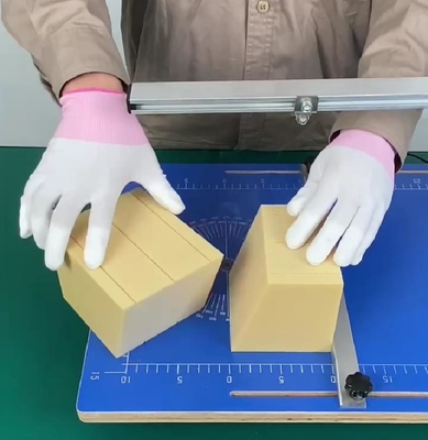 小さい泡モデル ホーム家具のための泡の切断のテーブルを不正に操作しなさい