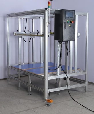 電気CNCは機械が4本の斧によって動かす泡のカッターを不正に操作する
